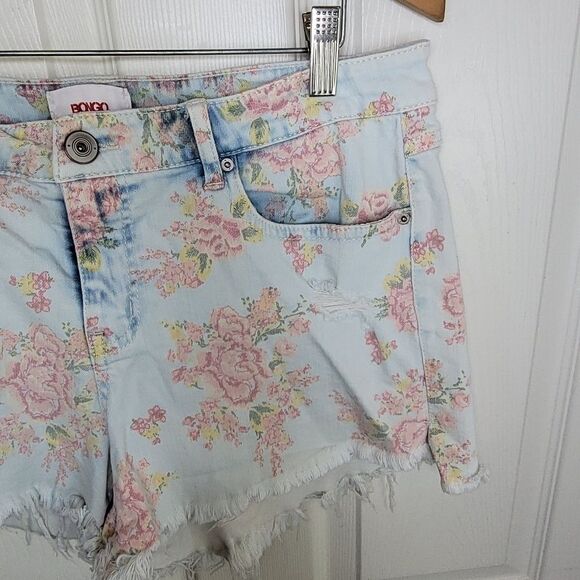 Bongo floral frayed hem bleach washed denim jean shorts size 15 - Picture 4 of 10